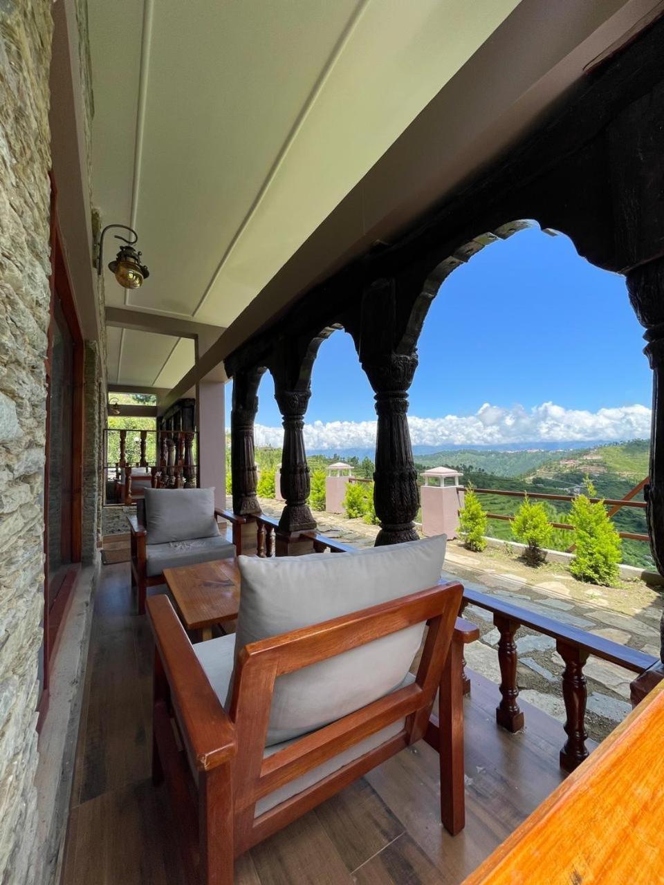 Bsr Farms Resort Pauri Dış mekan fotoğraf